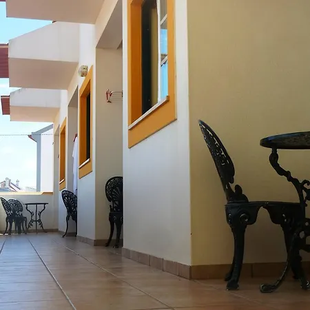 Πανσιόν Residencia Faz As Pazes Atouguia Da Baleia