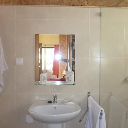 Residencia Faz As Pazes Guest house
